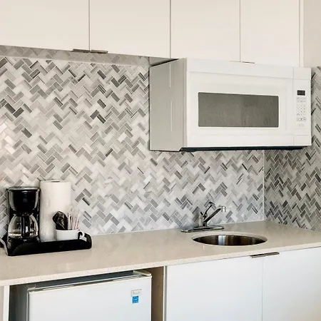 Best Location By The Beach ! Free Wifi - Tv - All Amenities Miami Beach Exterior photo